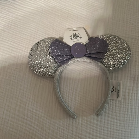 NEW Disney Jersey Bundle with Mickey Minnie Ears and tote Bag - Picture 8 of 11